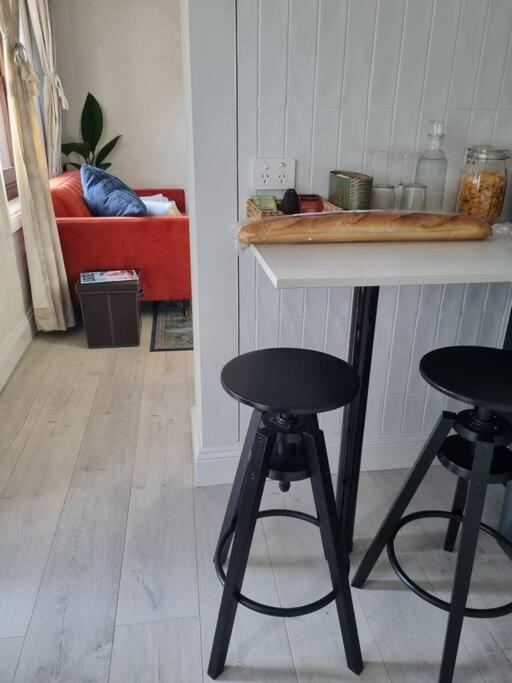 1860 Heritage Beachside Studio