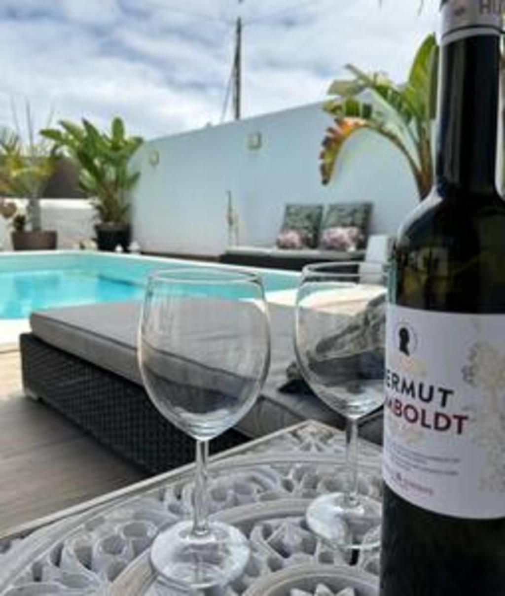 Maravilloso chalet con piscina.