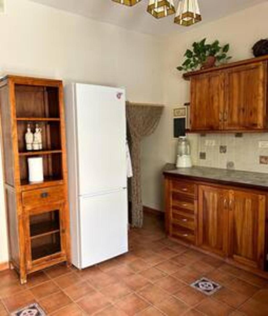Maravilloso chalet con piscina.