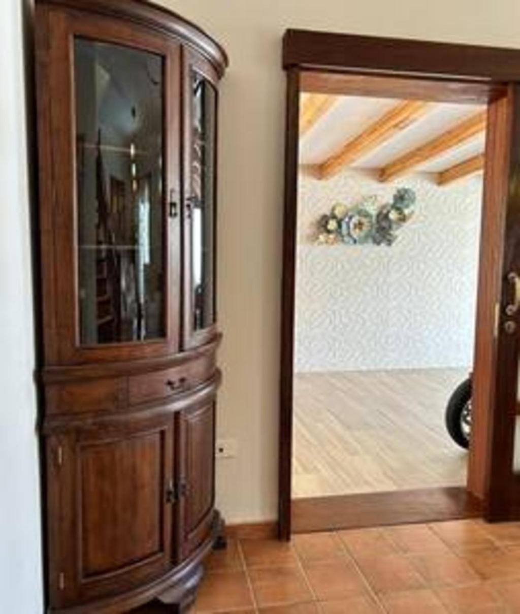 Maravilloso chalet con piscina.
