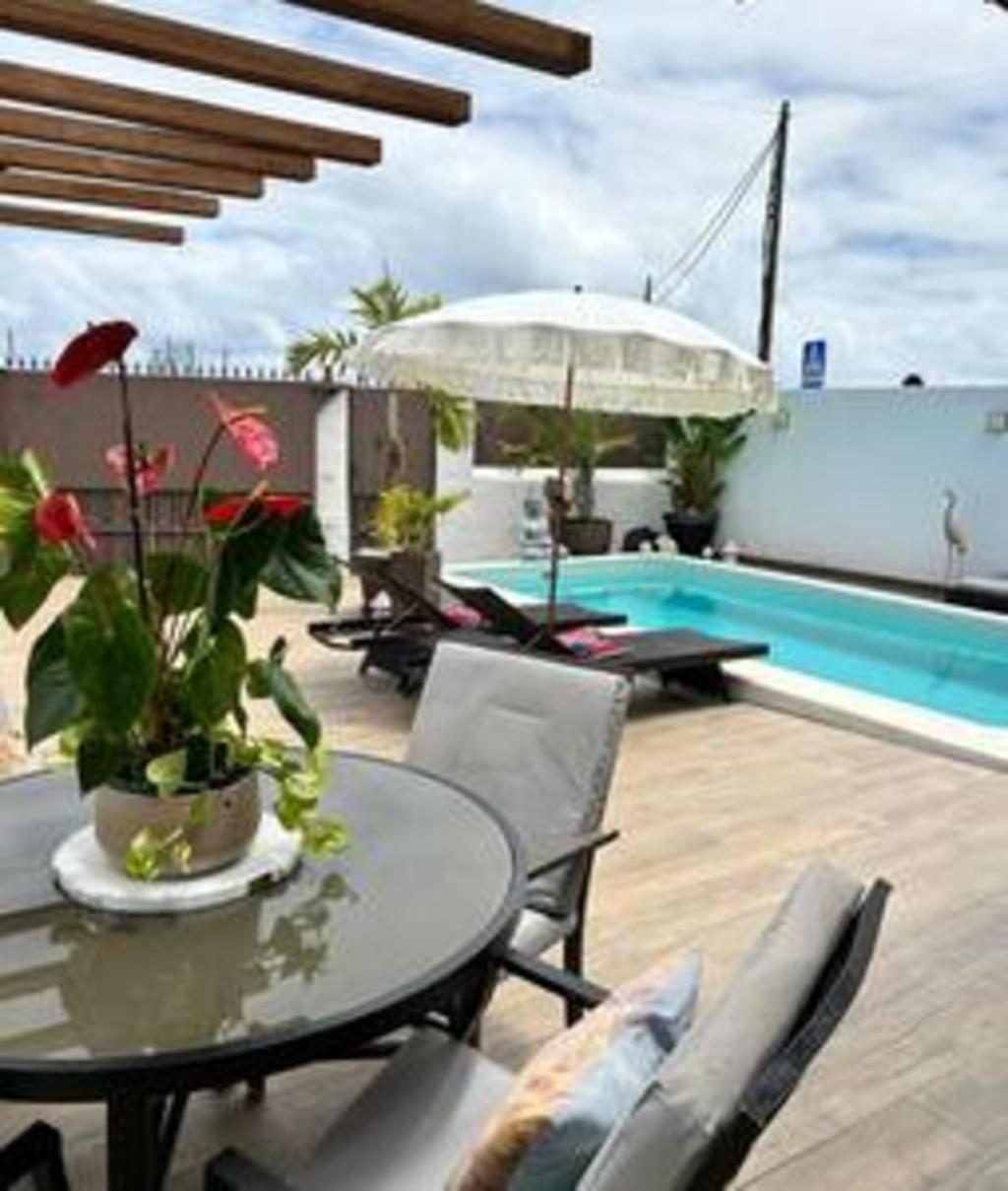 Maravilloso chalet con piscina.