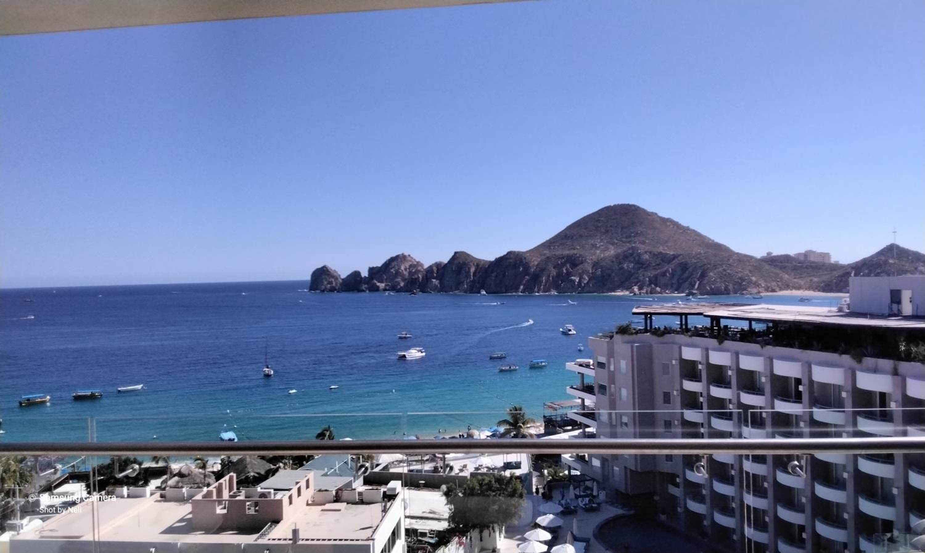 Cabo bay