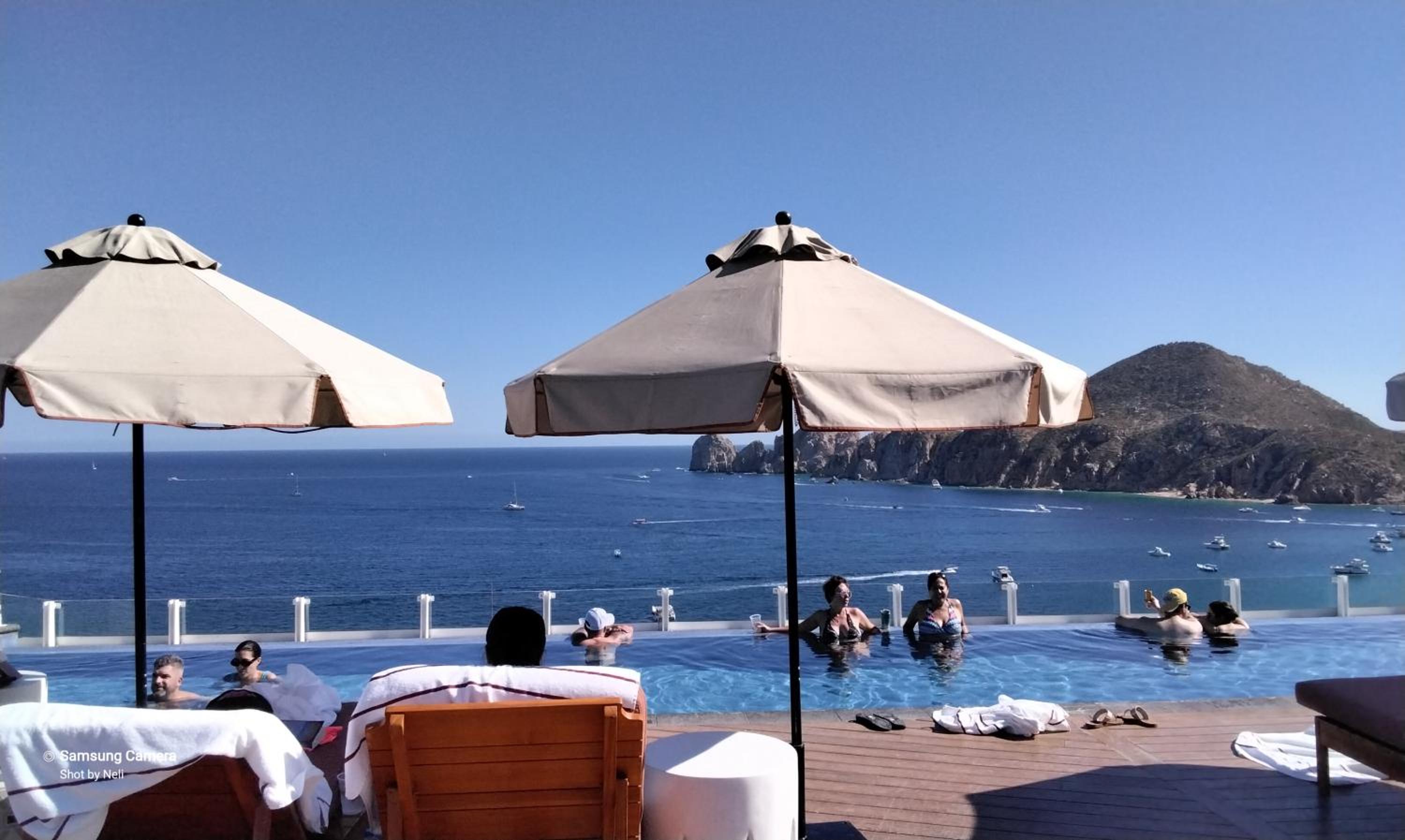 Cabo bay