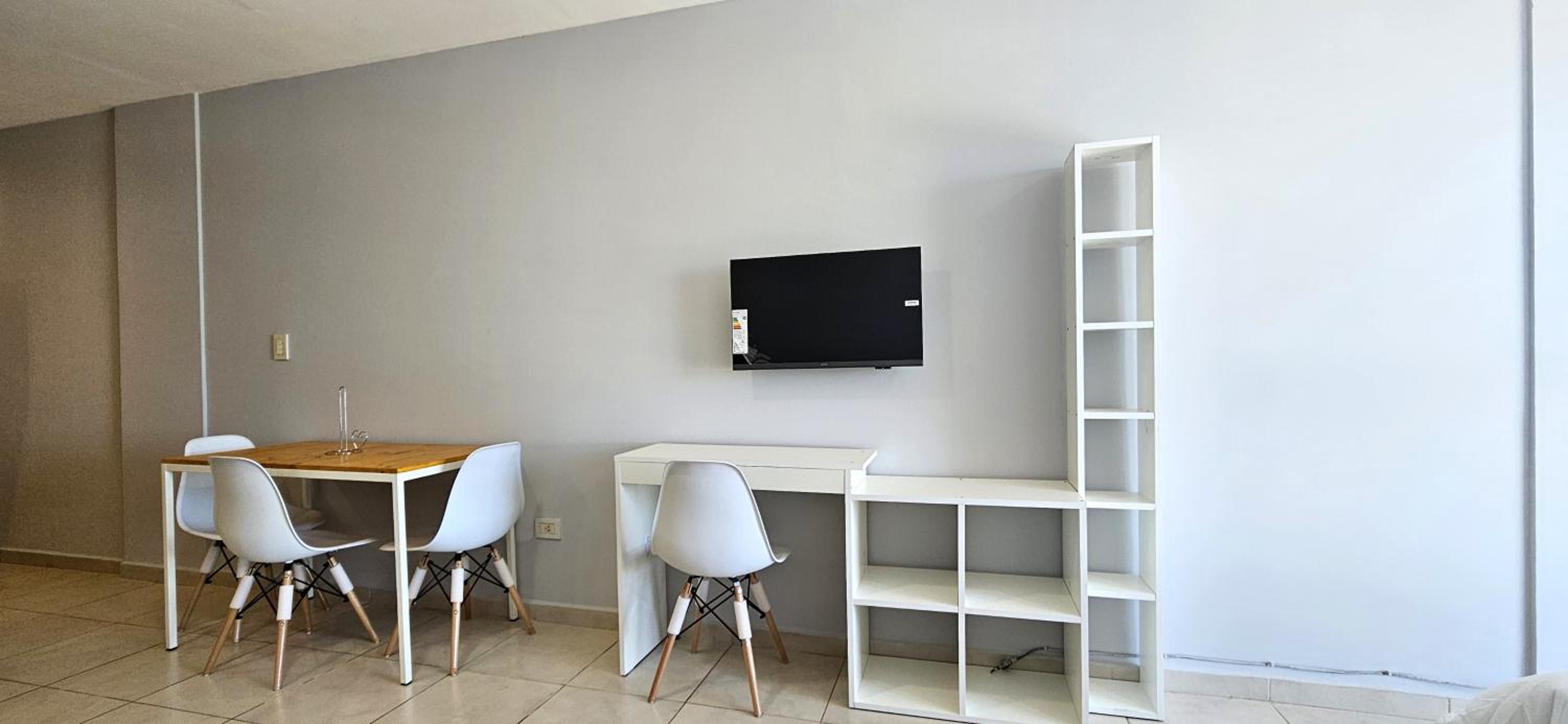 Departamento en Corrientes, céntrico, con piscina, cochera, wifi