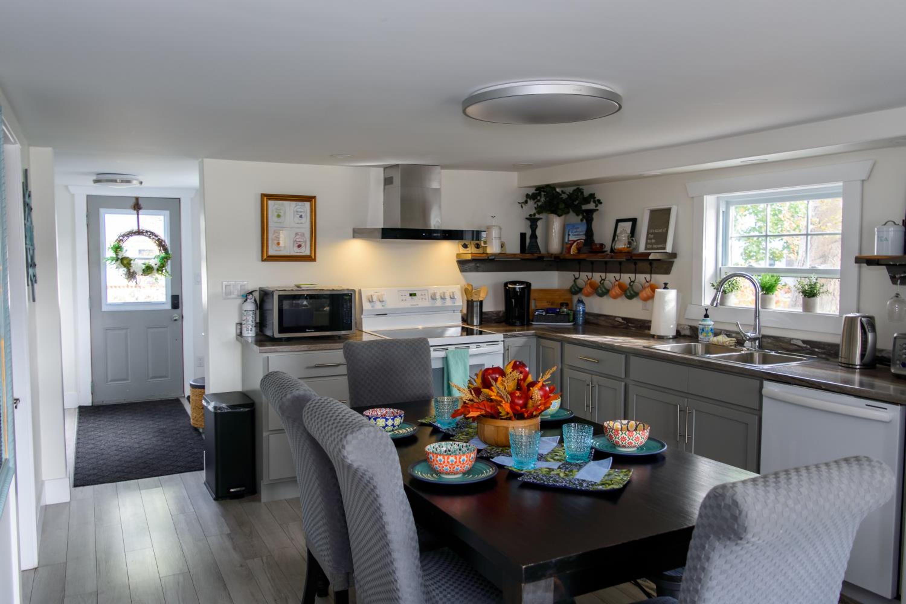 Squid Cove Cottage