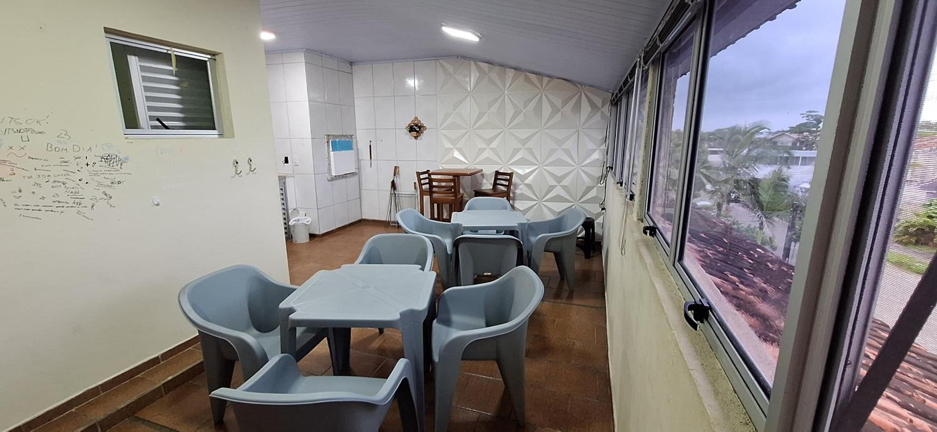 Triplex a 4 quadras da praia