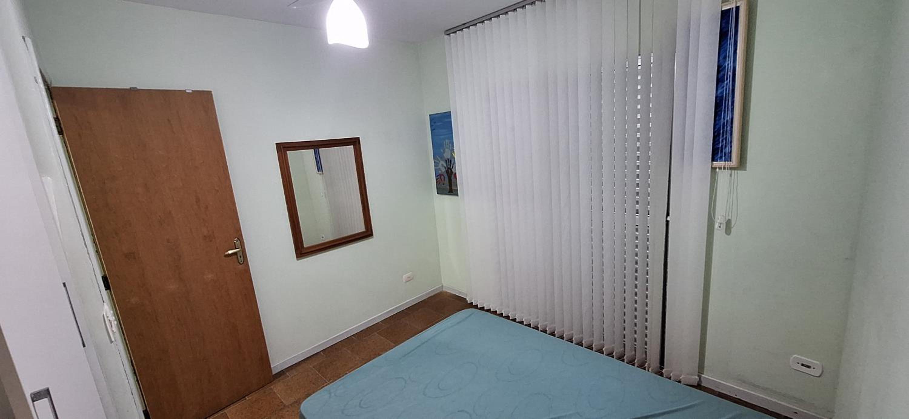 Triplex a 4 quadras da praia