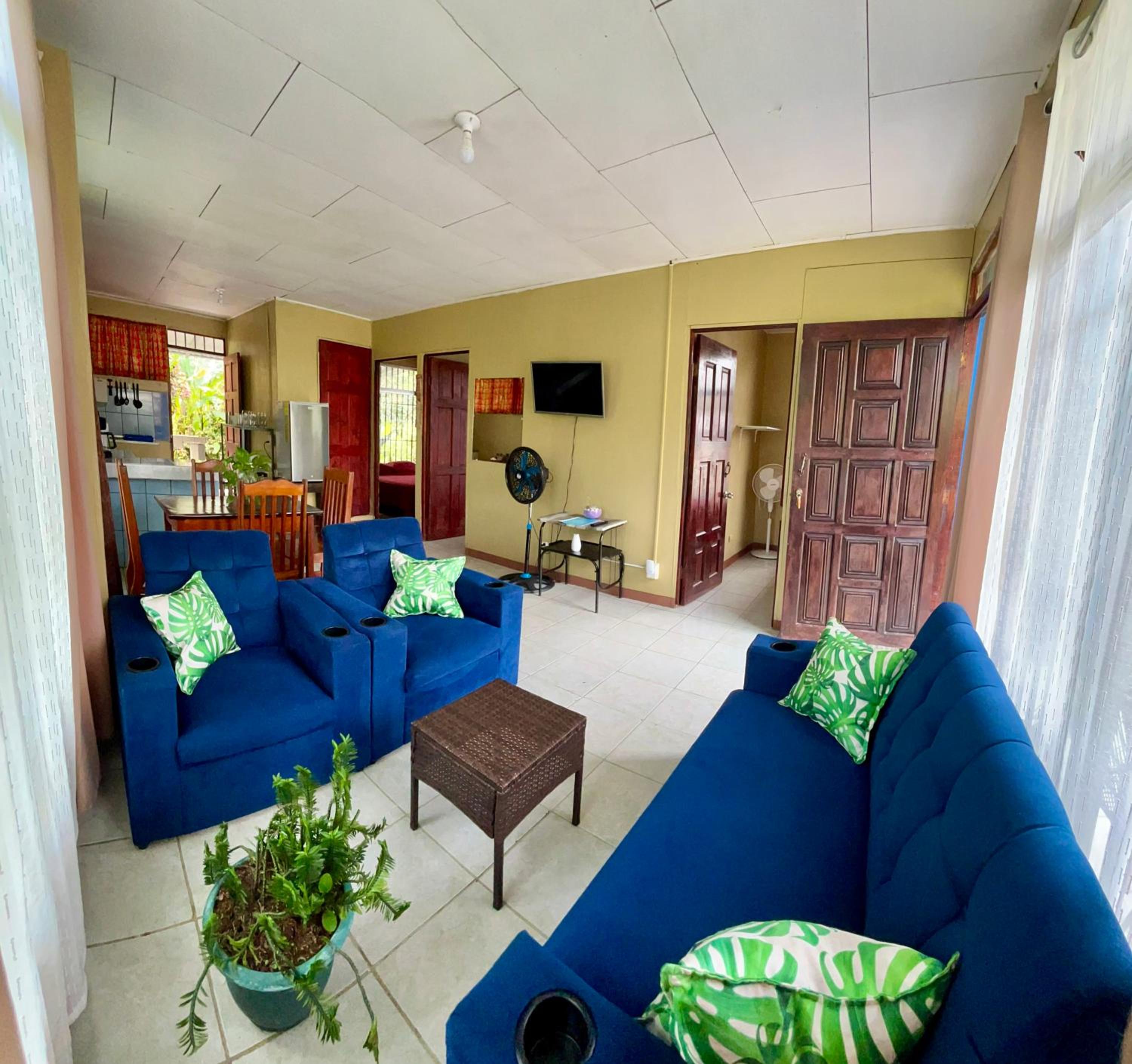 Blue House with Pool and Air-Conditioning