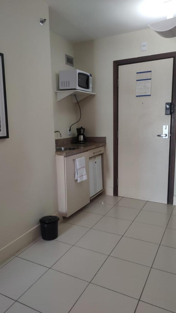 Studio pé na areia, vista, internet e ar