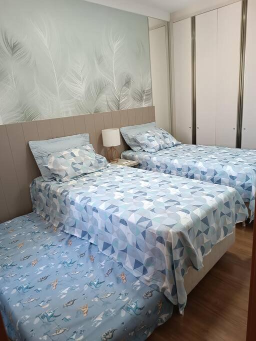 Apartamento pé na areia, proximo Beto Carreiro!