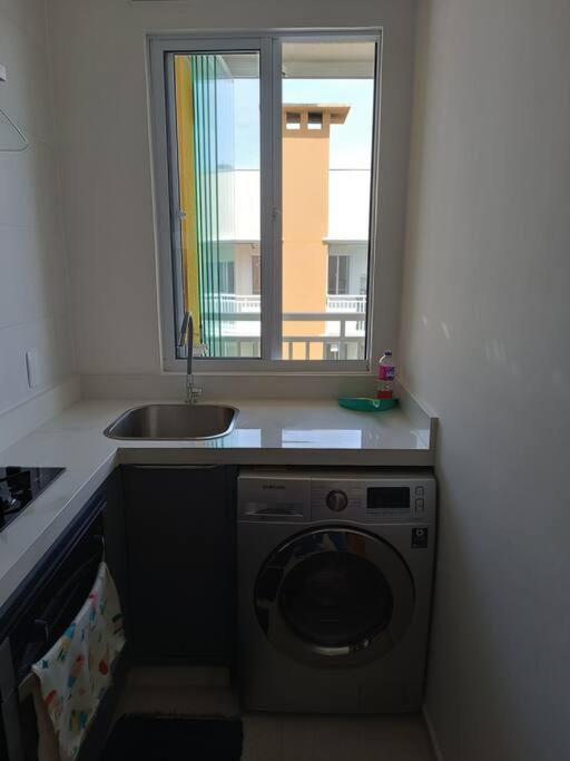 Apartamento pé na areia, proximo Beto Carreiro!