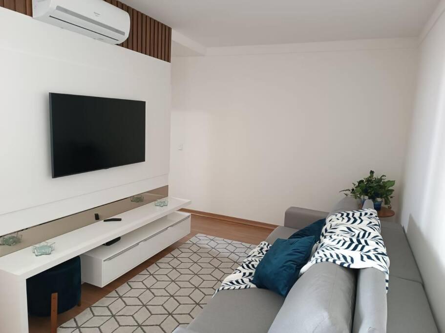 Apartamento pé na areia, proximo Beto Carreiro!