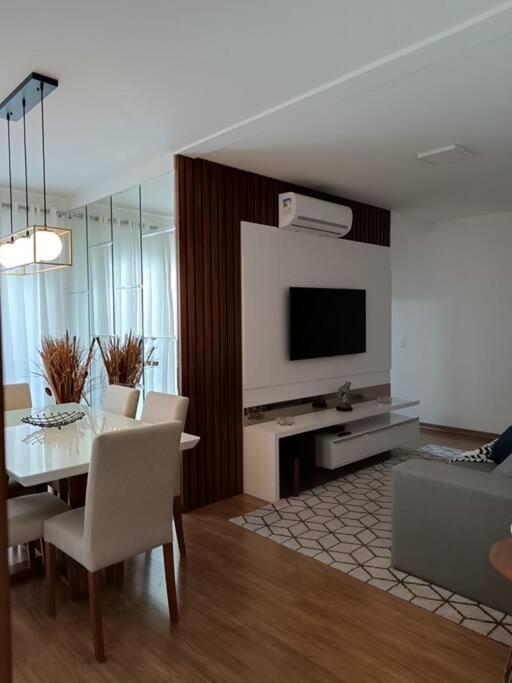 Apartamento pé na areia, proximo Beto Carreiro!