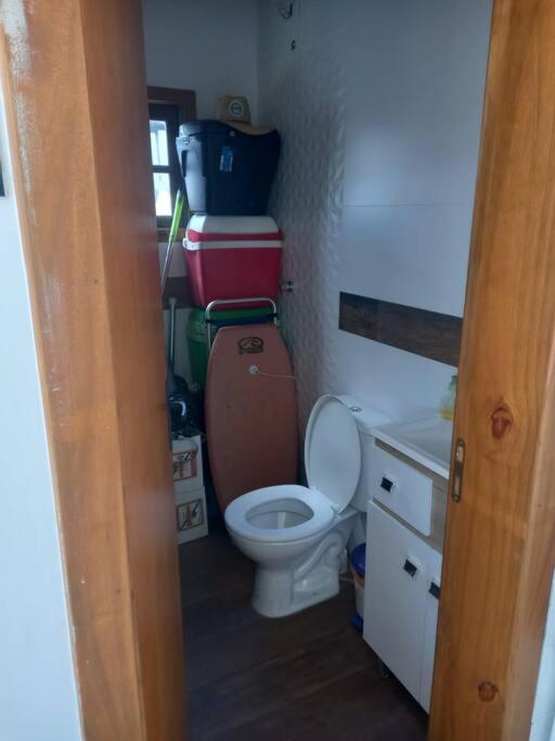 Casa aconchegante próximo a praia, 2 dormitórios