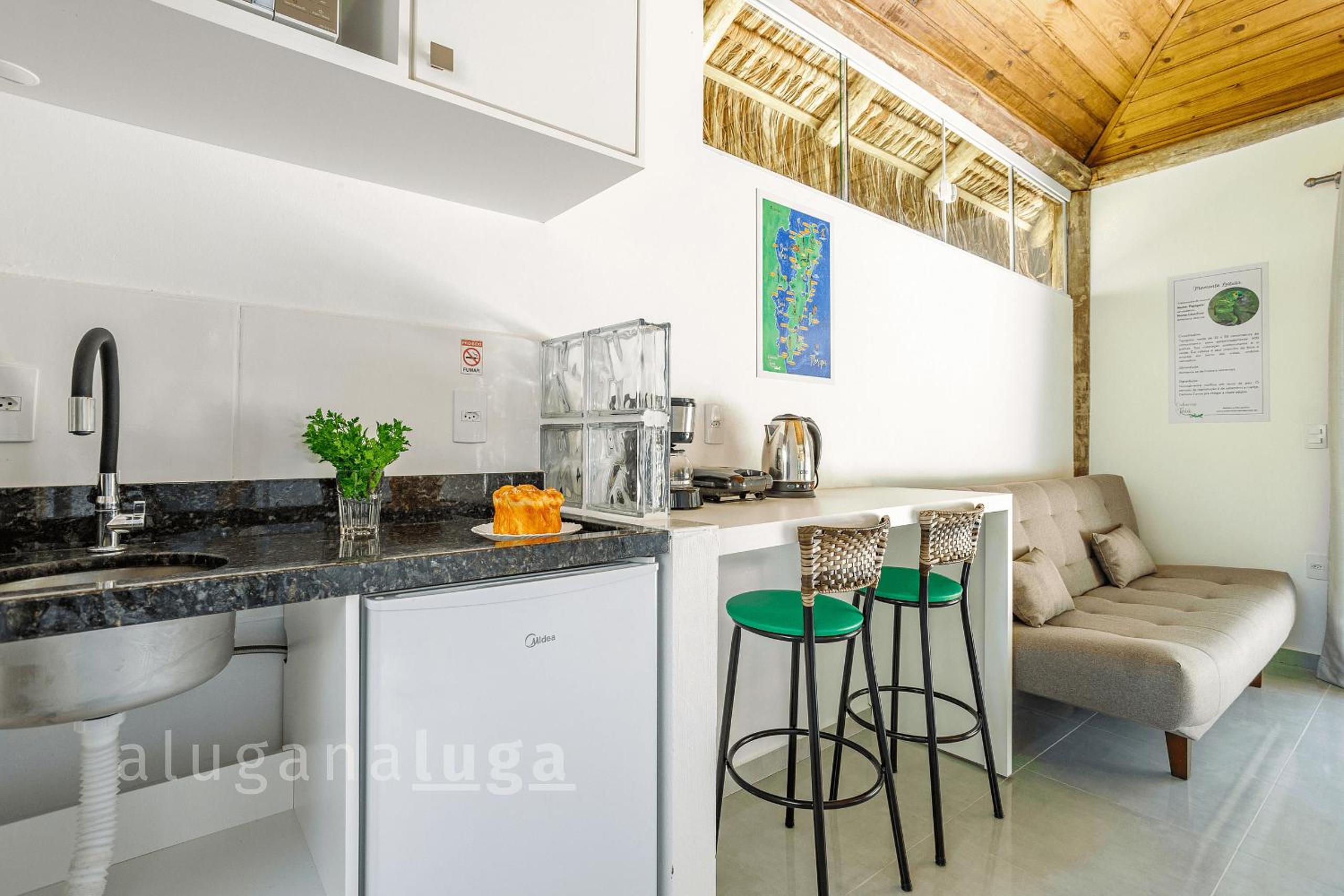 Parrot Cabin - Heated Pool & Gourmet Area