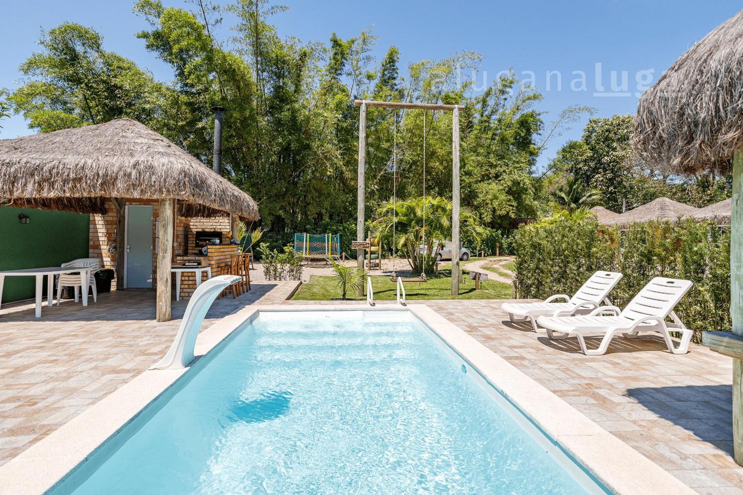 Parrot Cabin - Heated Pool & Gourmet Area