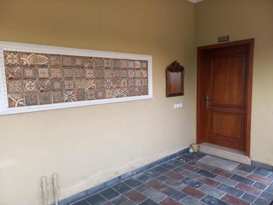 Lovely 3 bedroom house with a private terrace view 3