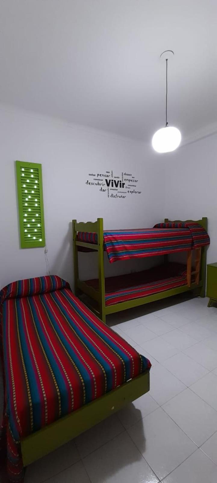 CASA FARO MARDEL 6 PERSONAS - MINIMO 2 NOCHEs!!!! 2 CUADRAS DEL MAR Y DE MUTE
