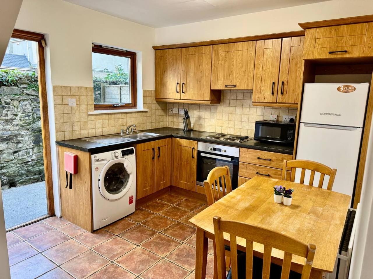 Central 2BD Townhouse in the Heart of Dublin 1