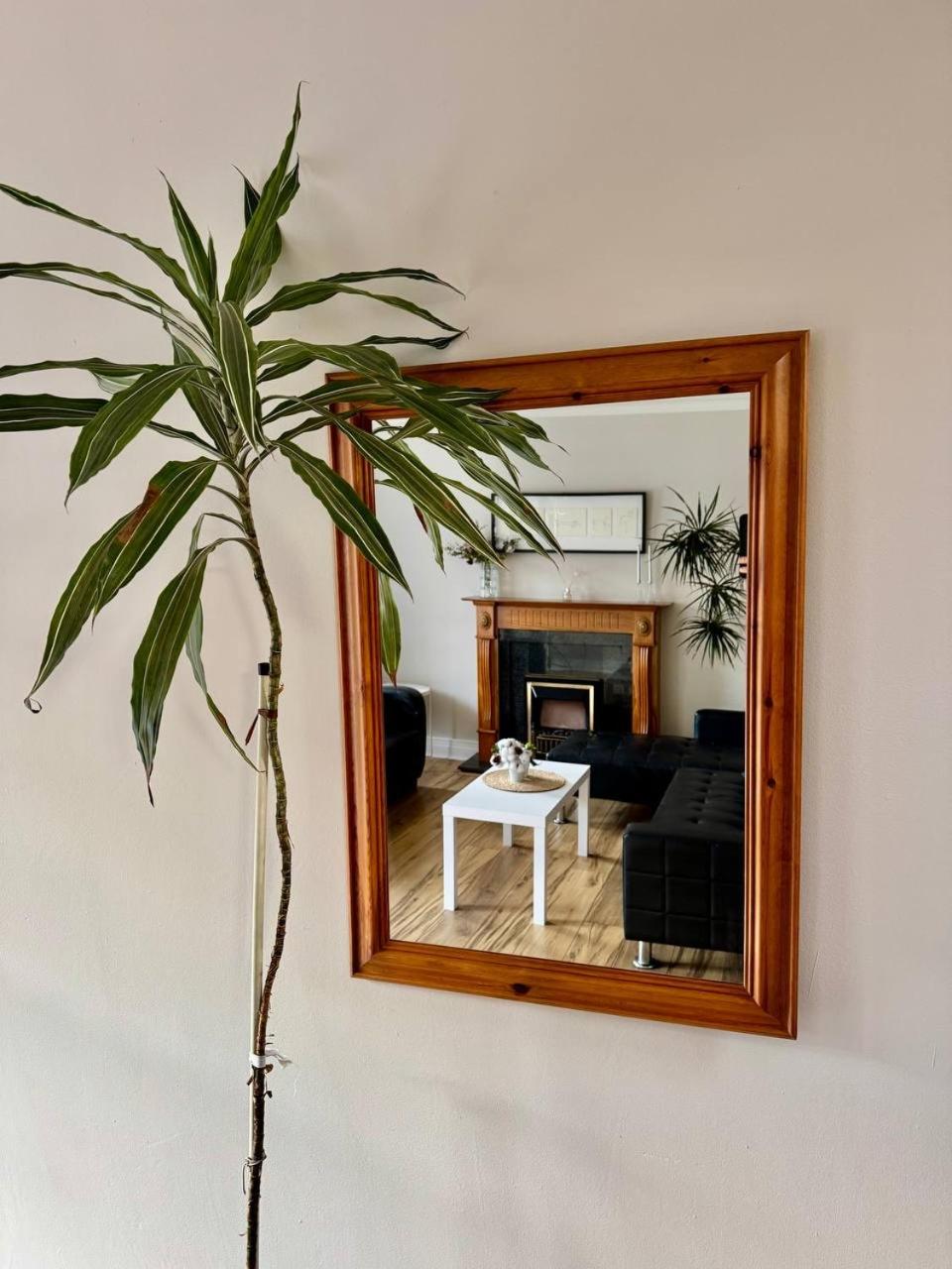 Central 2BD Townhouse in the Heart of Dublin 1