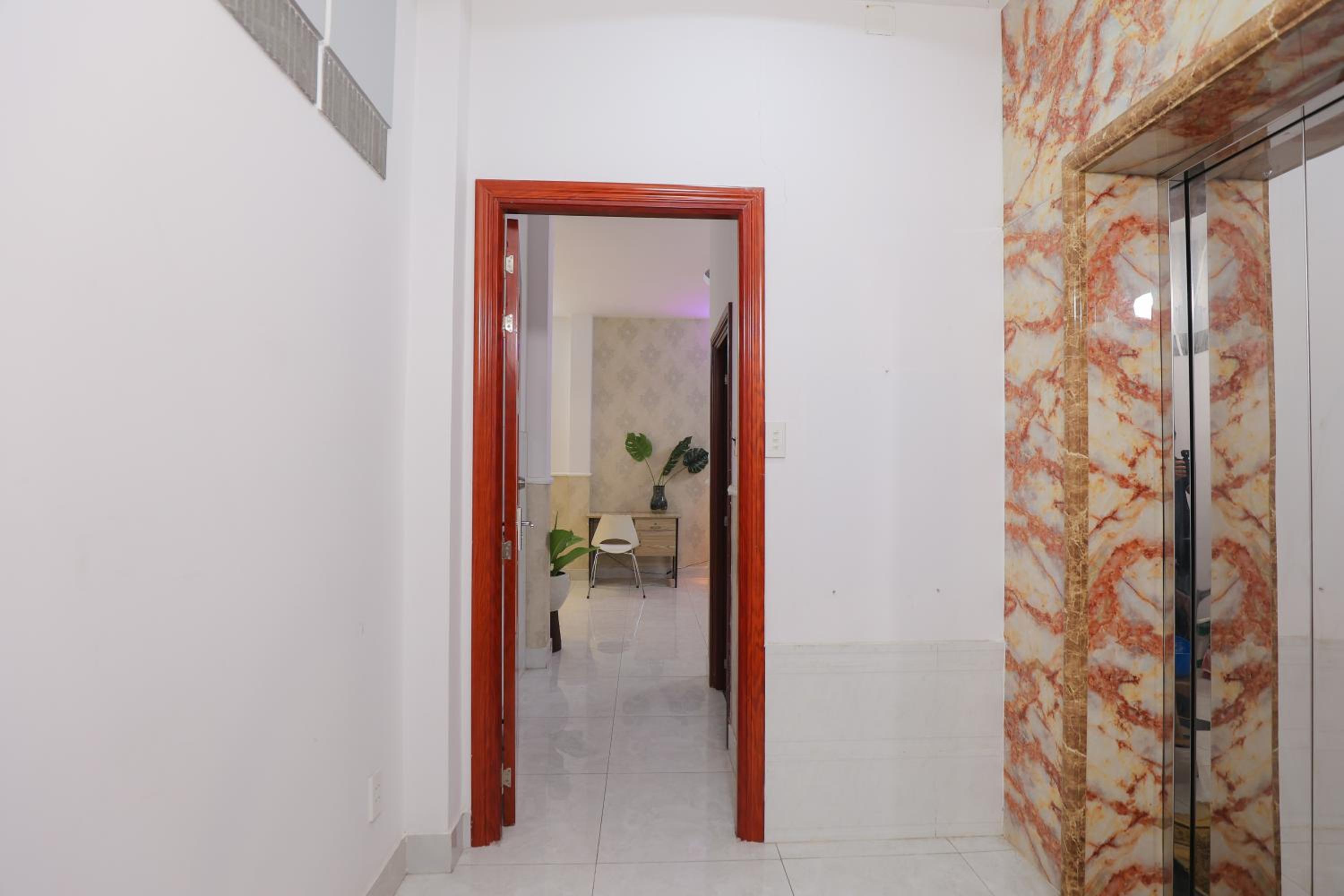 Cozy studio in Phu Nhuan District near District 1