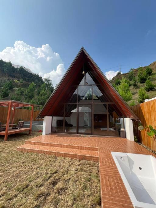 triangle arunika glamping view 2