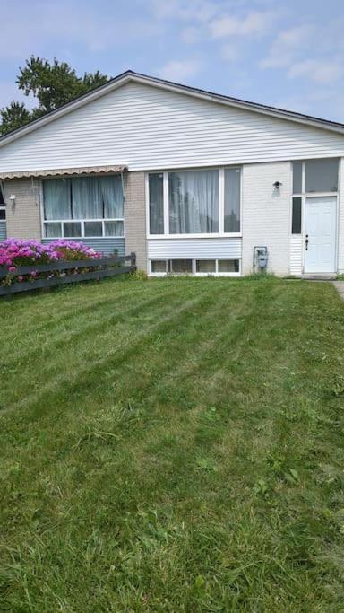 Multiple Fair Price Great Amenities Rooms
