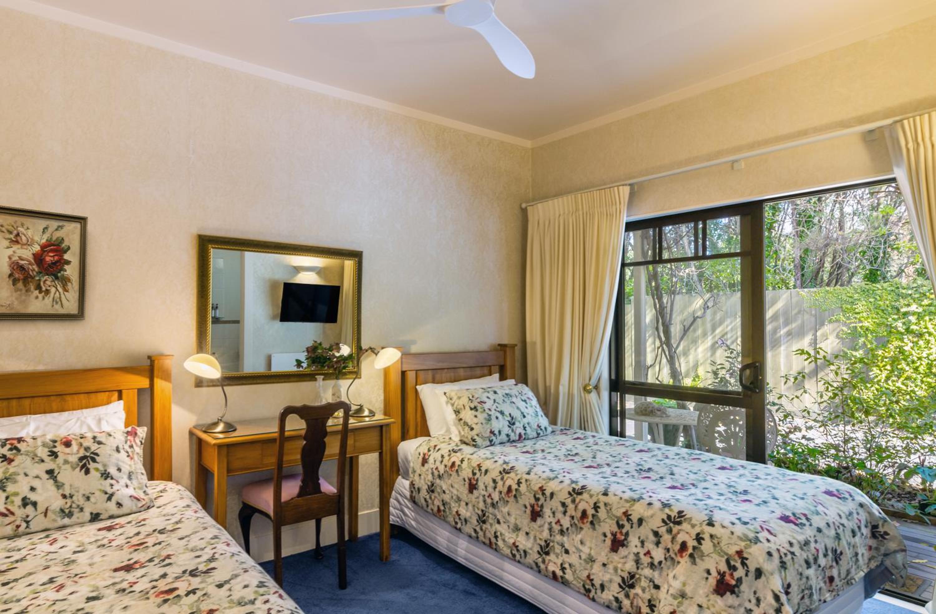 Olive Rabbit - Boutique Bed & Breakfast view 2