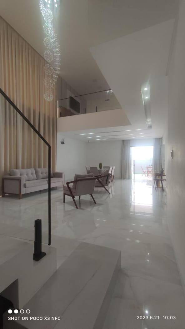 Excelente casa de praia 4 suítes em condomínio