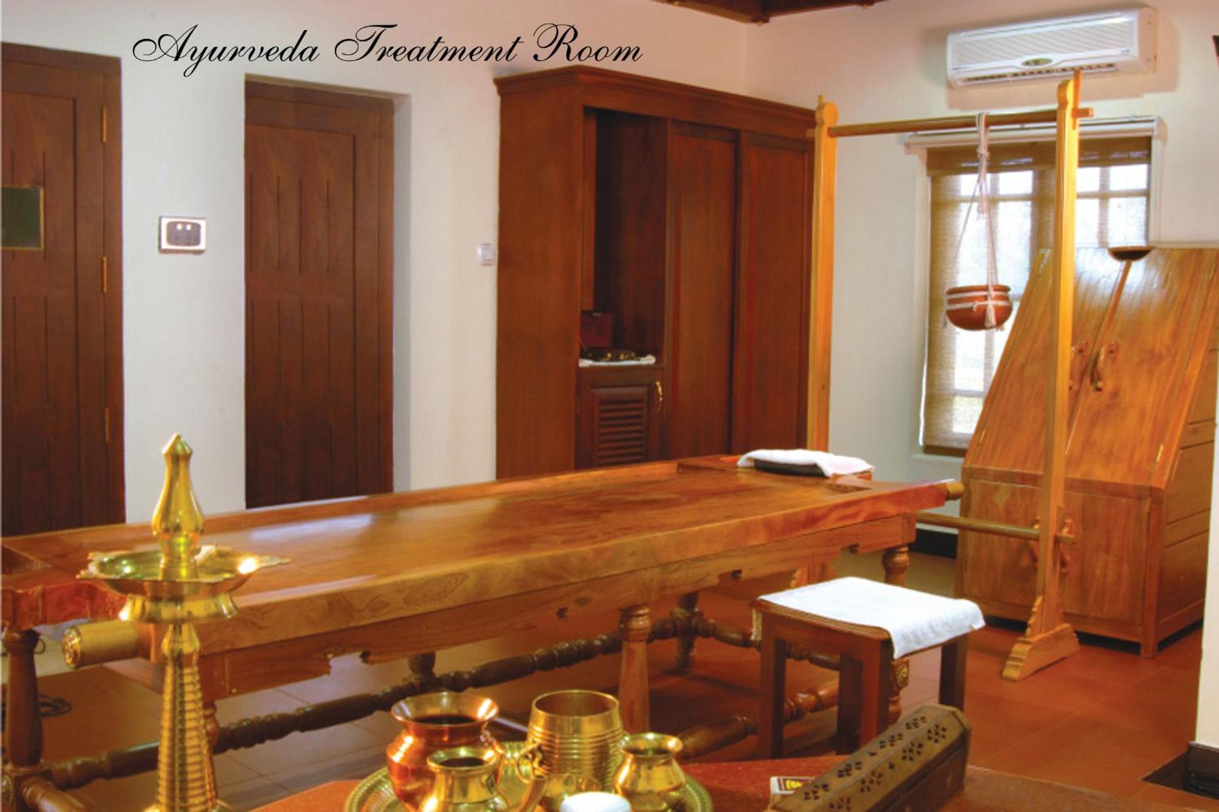 Sterling Lake Palace Alleppey Sterling Lake Palace Alleppey