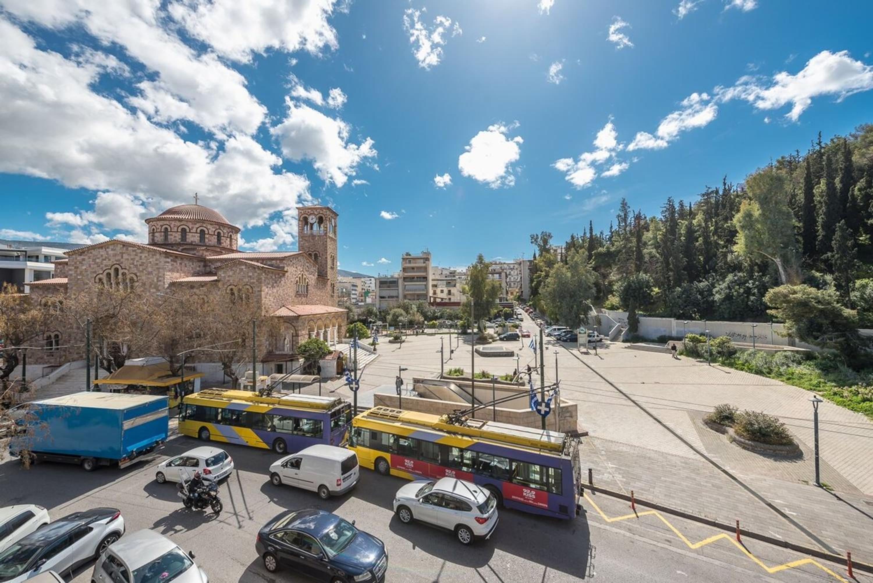Agios Ioannis Metro station - Comfy Apartment