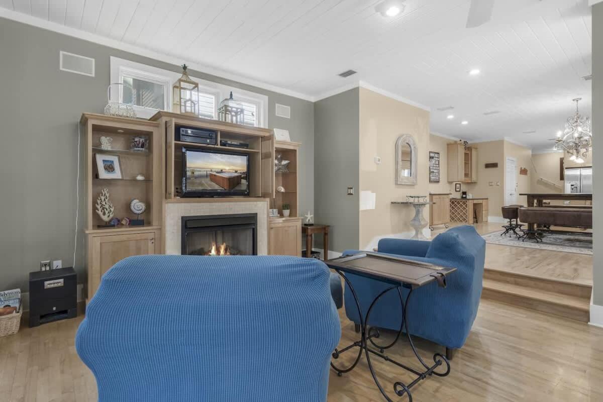 Ingle's Nest in Beautiful Seaside view 3