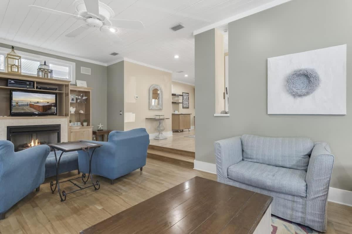 Ingle's Nest in Beautiful Seaside view 5