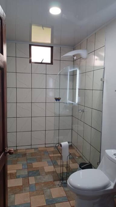 Casa tipica con piscina