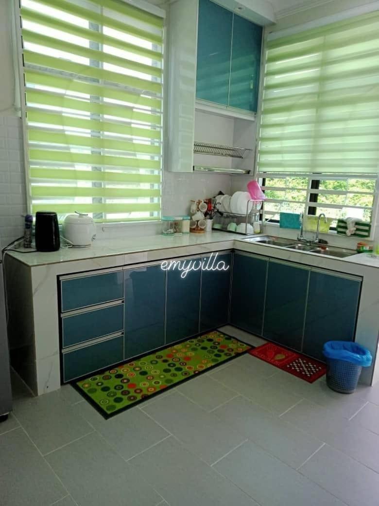 Emy villa photo 2