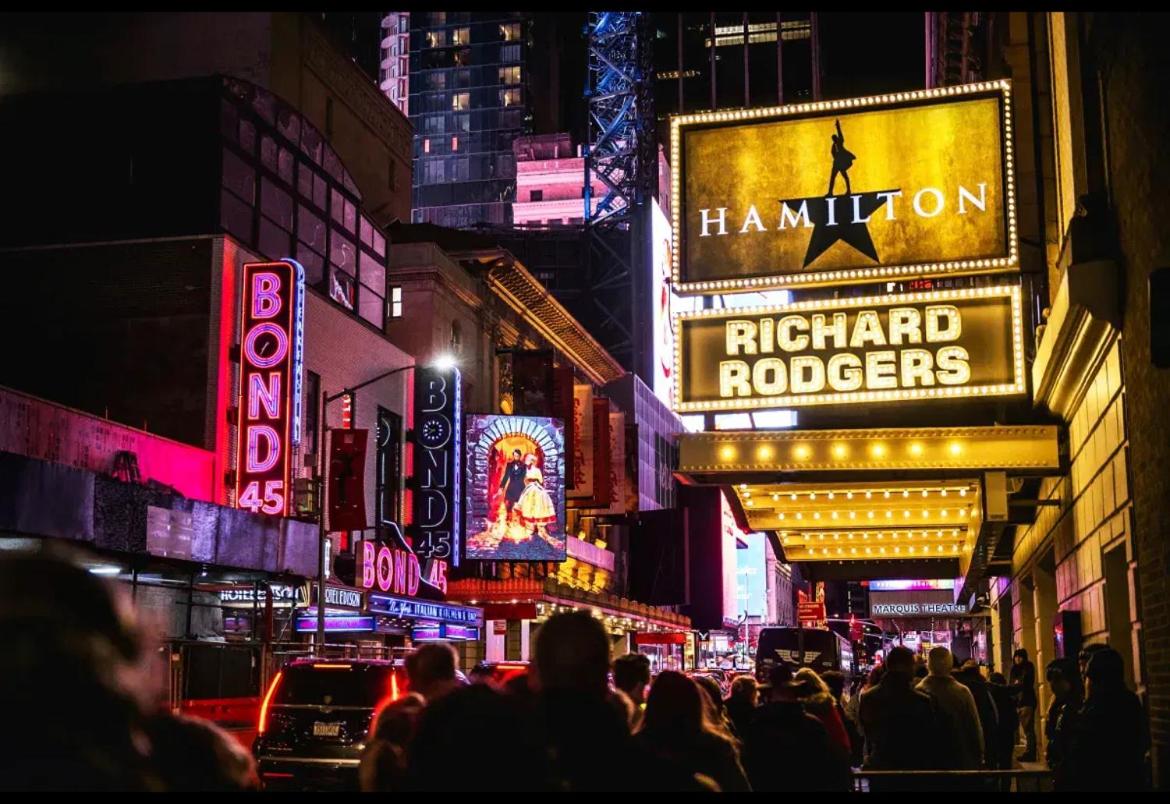 Times Square Luxe