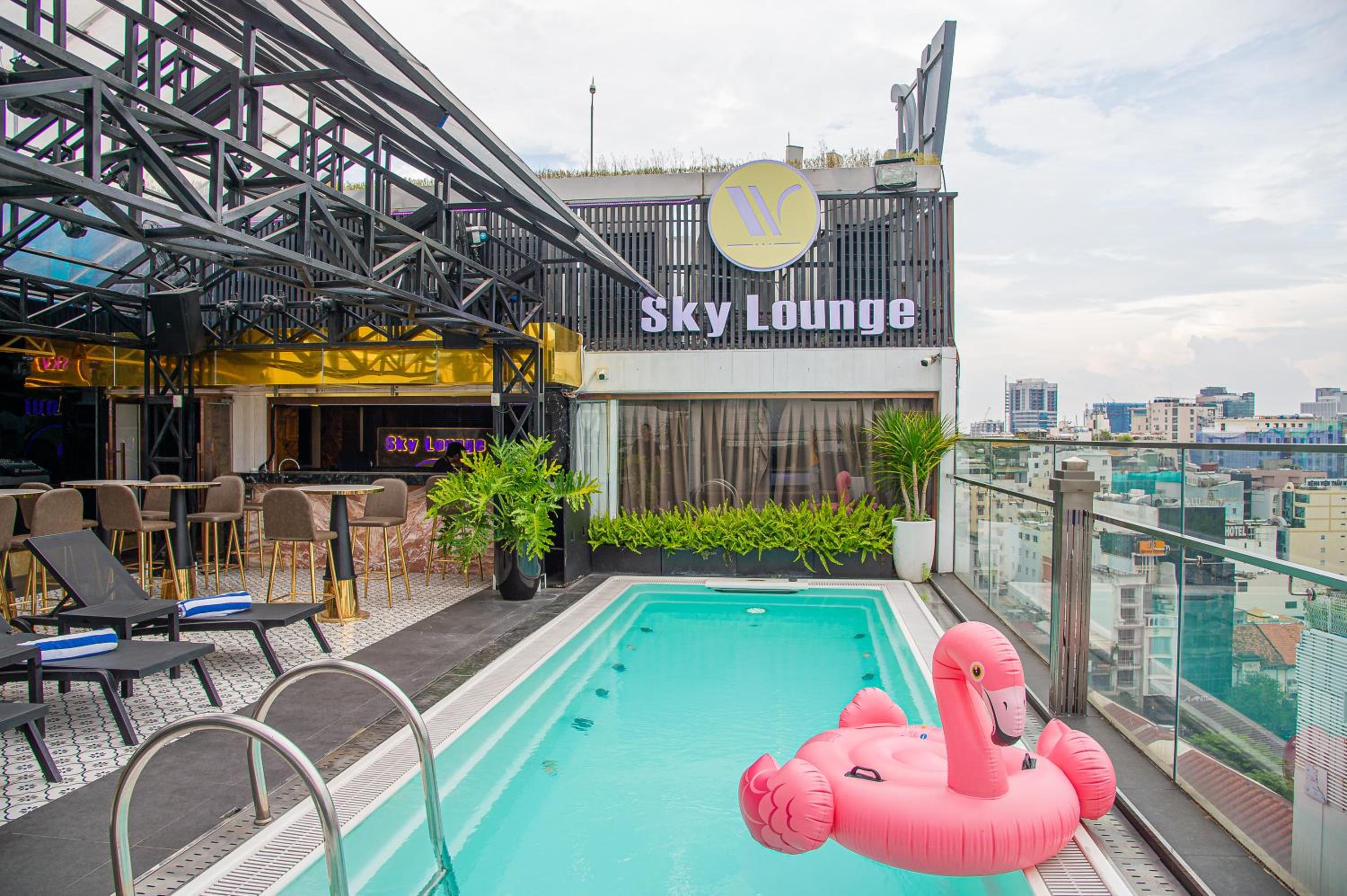 Winsuites Sai Gon Hotel 33