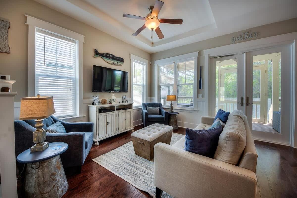 Sea Esta in Luxurious Watercolor with Screened Porch & Free Bikes view 5