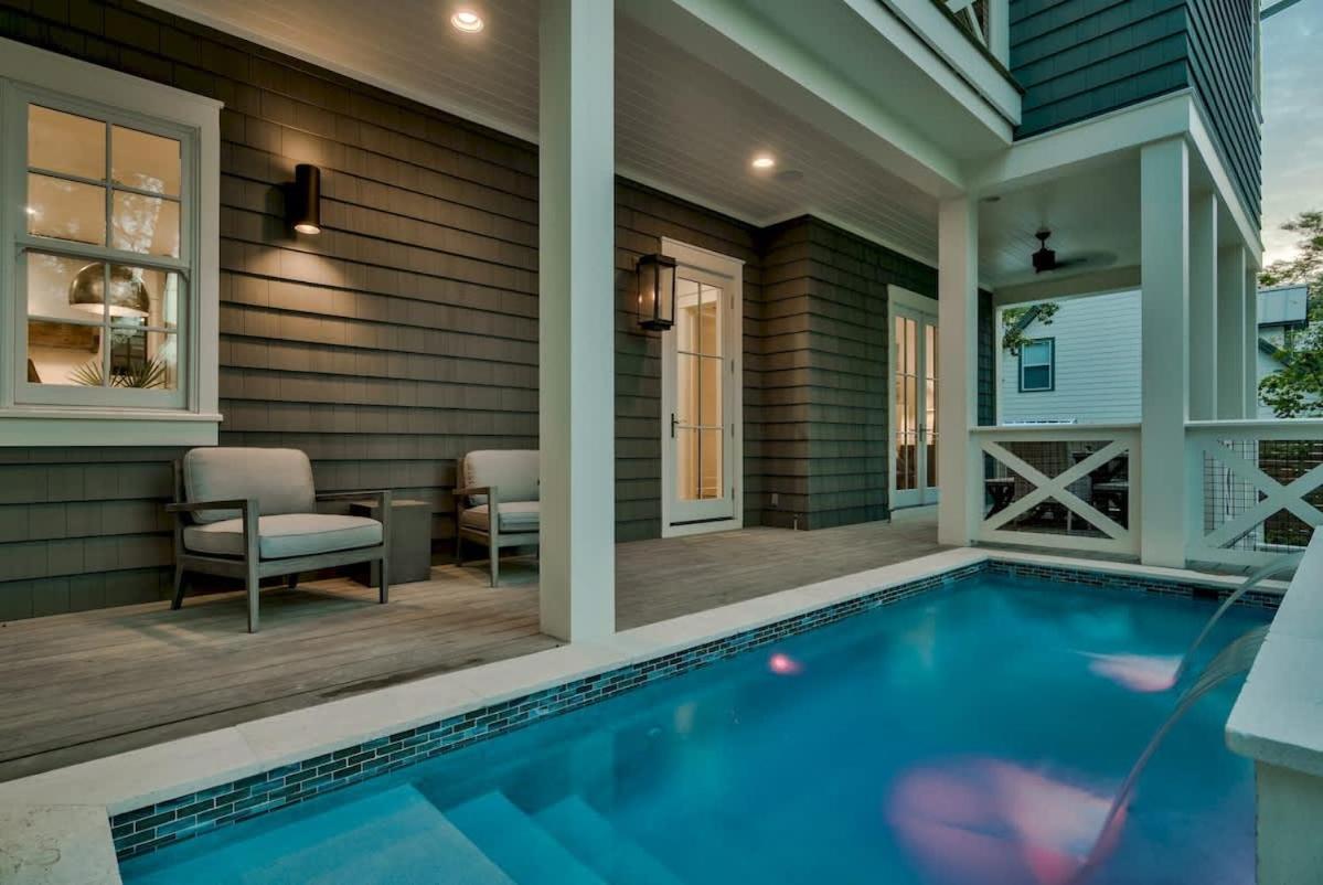 SeaClusion in Exclusive Old Seagrove Sleeps 10 view 5