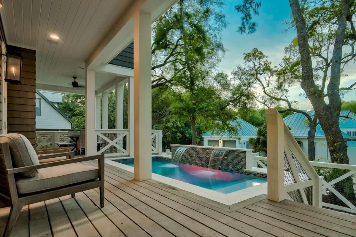 SeaClusion in Exclusive Old Seagrove Sleeps 10 view 4