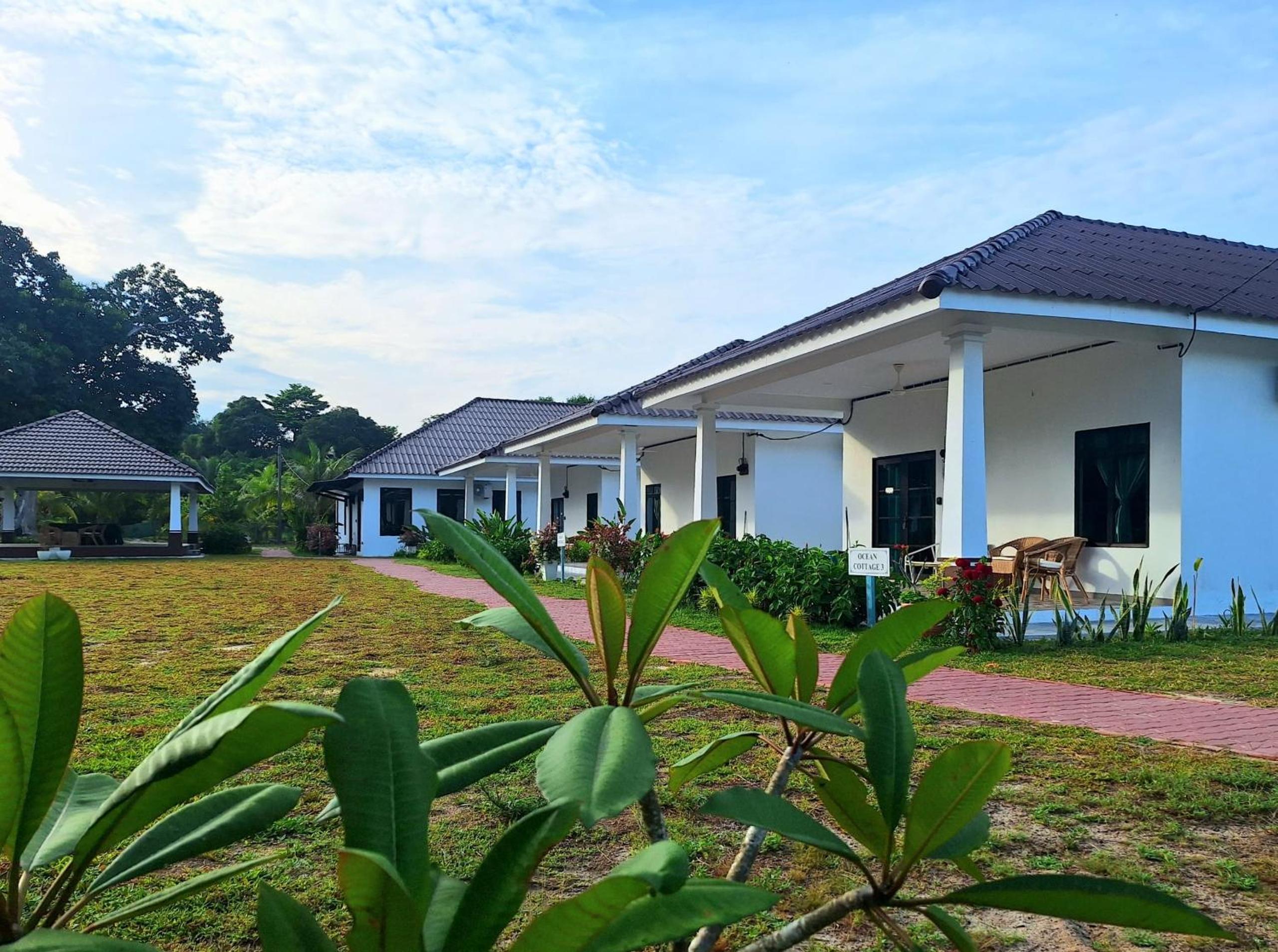 Ocean Cottage 3, Radiant Teluk Sari