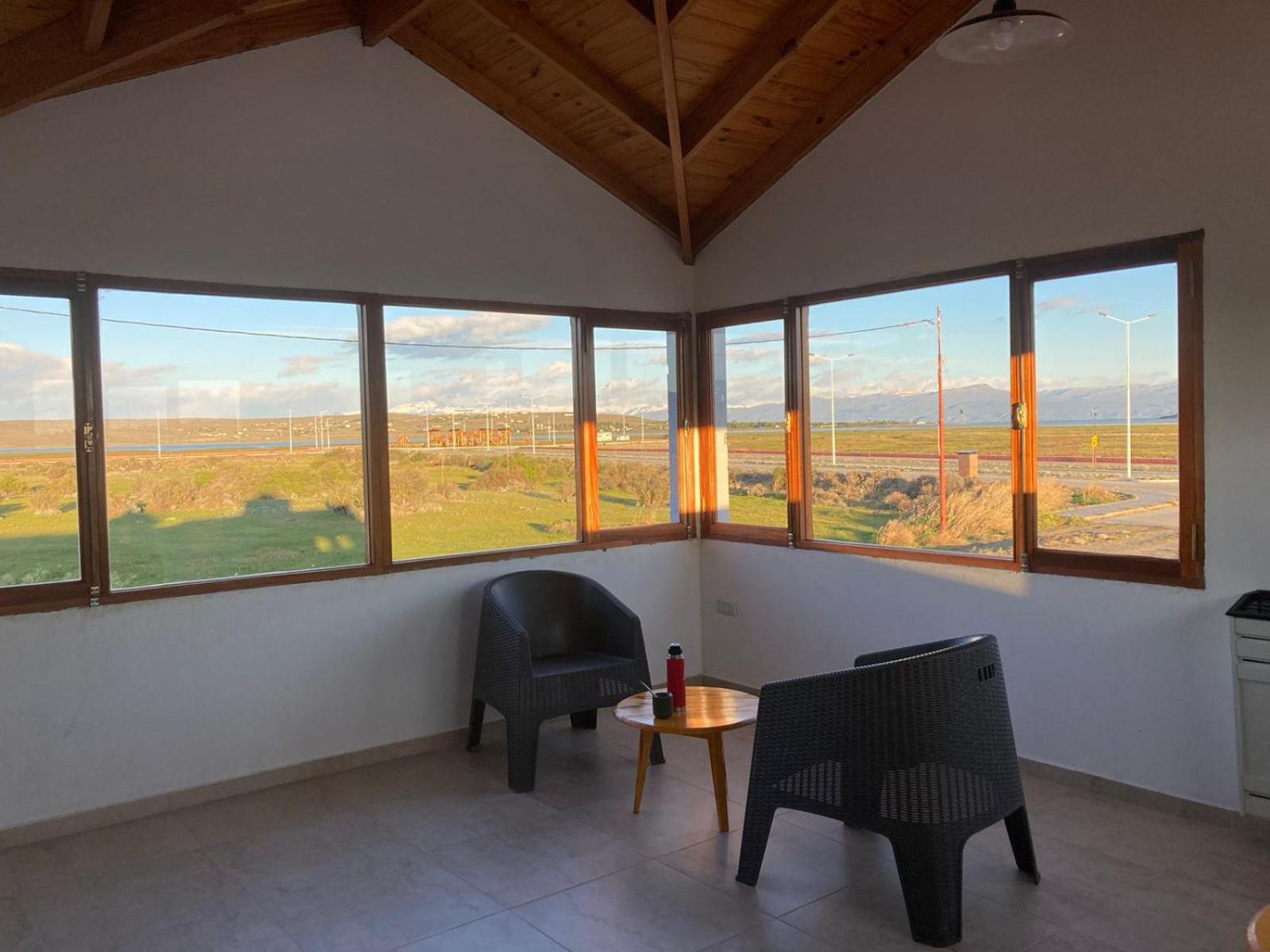 Hostel Aves del Lago