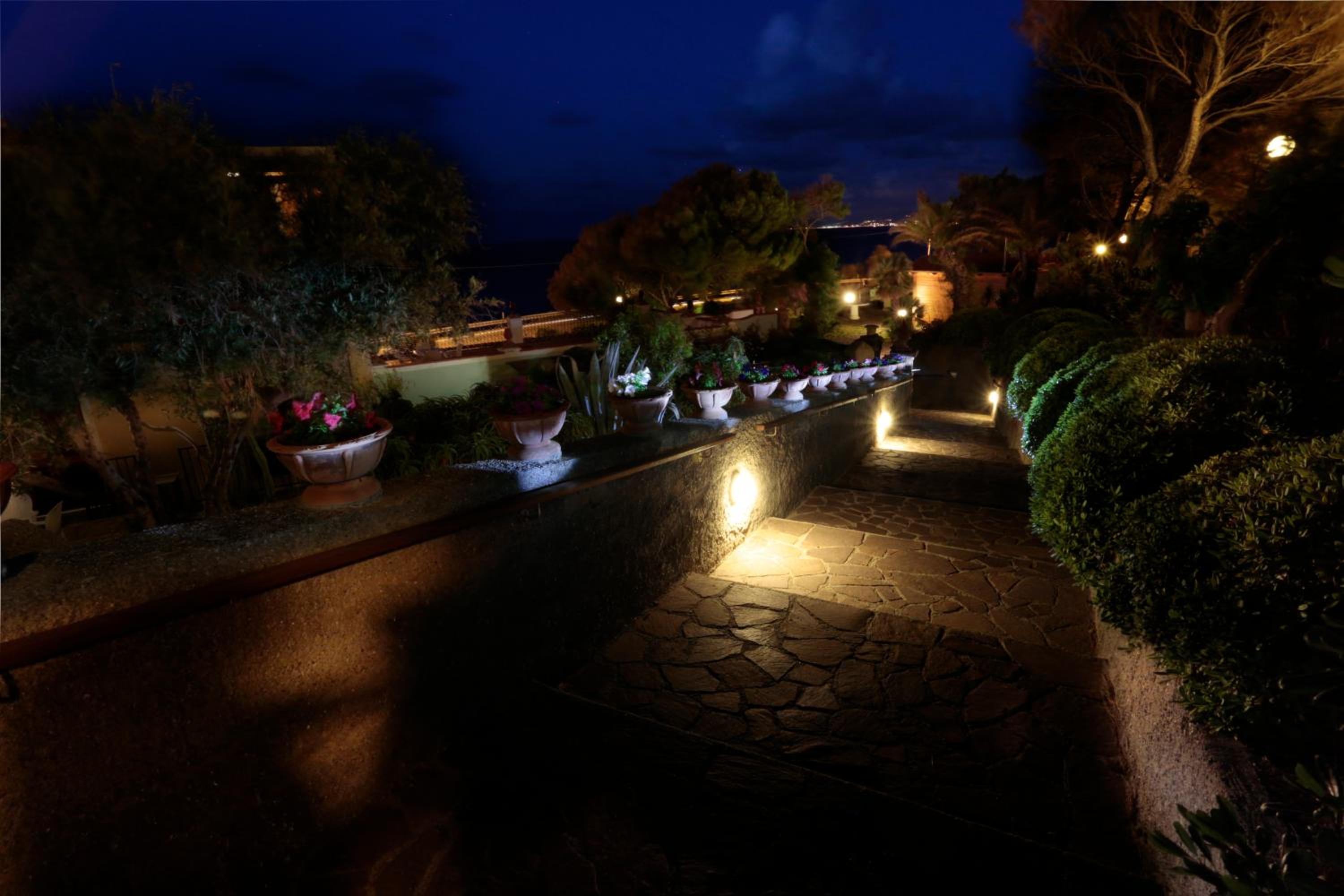 VRclub - Villa Ridente Residence