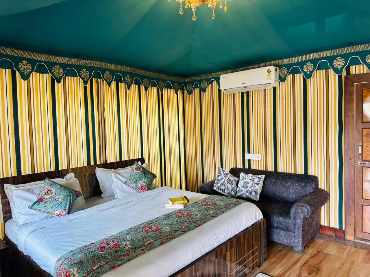 The Rasleela Resort