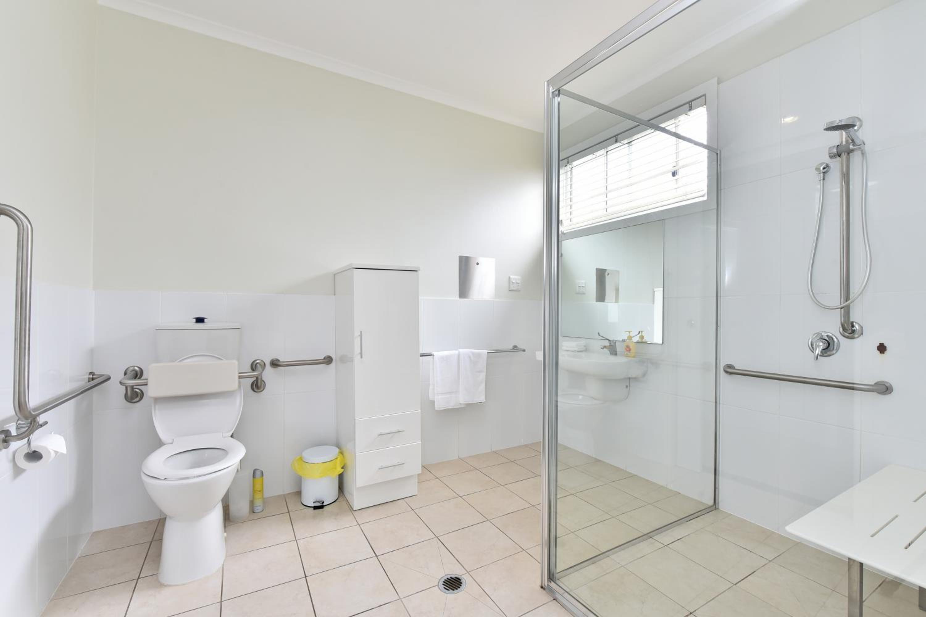 Caves Beach Villa Bombora