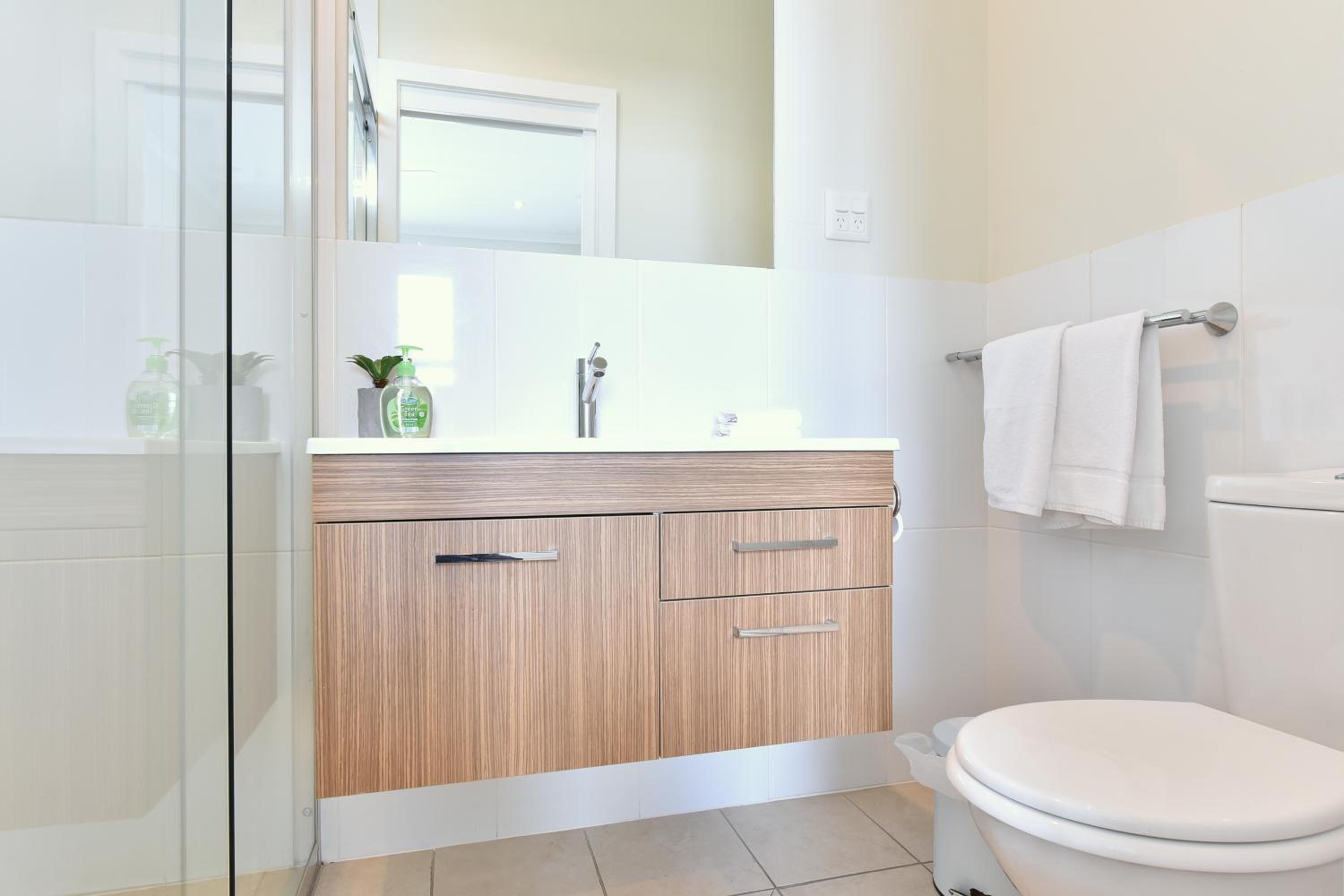 Caves Beach Villa Bombora