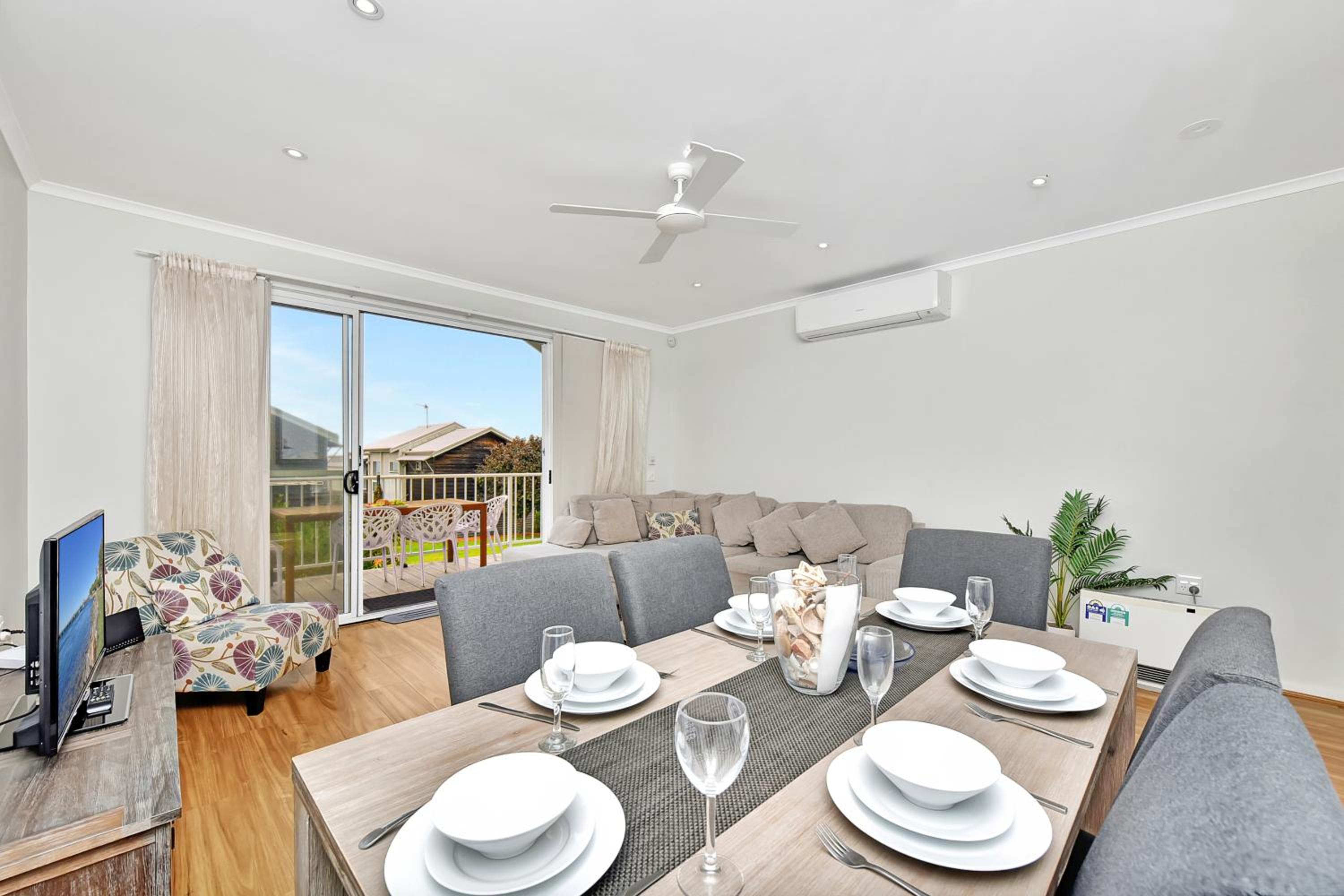 Caves Beach Villa Bombora