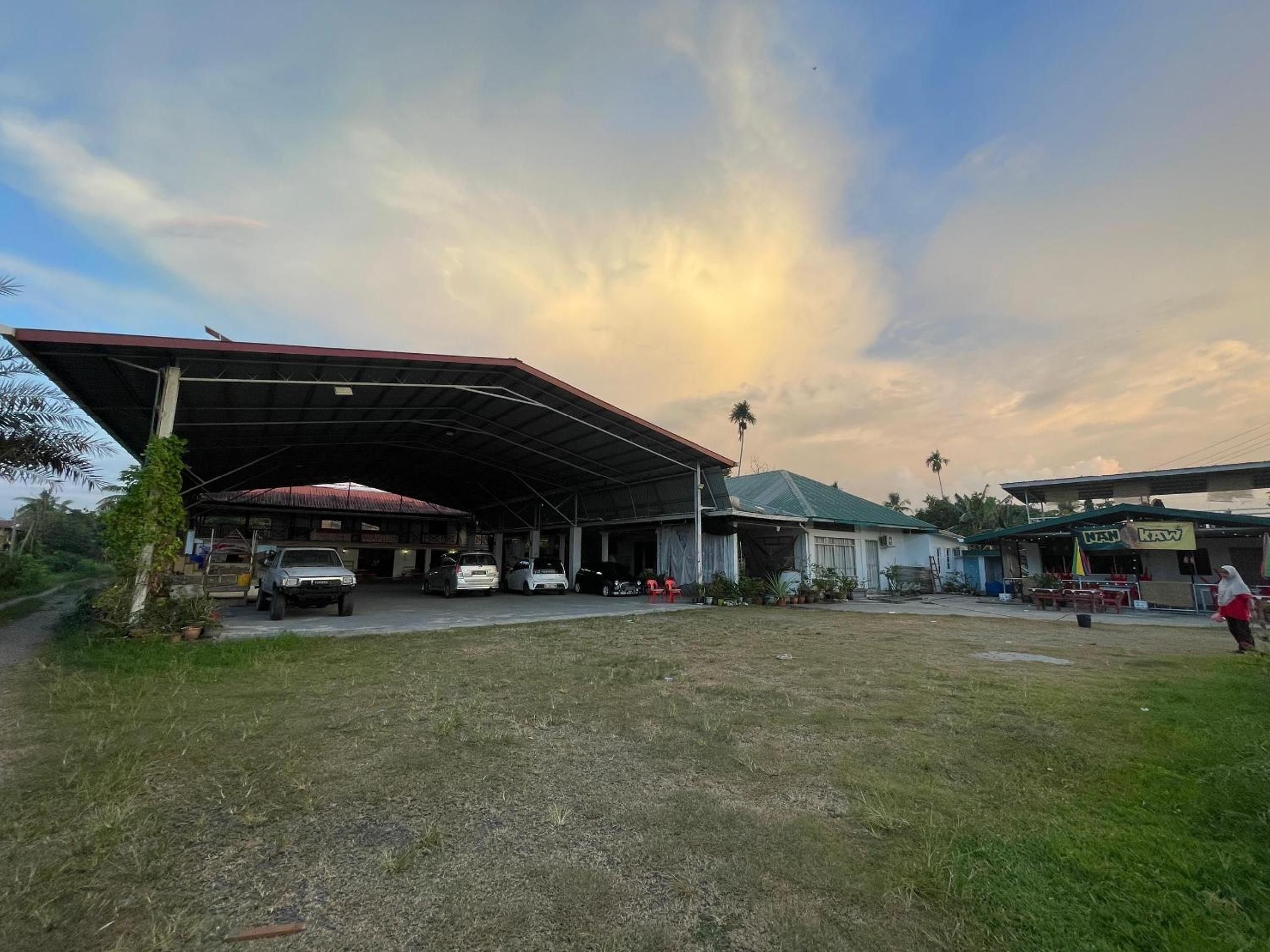 Aravilla Homestay Family B photo 5