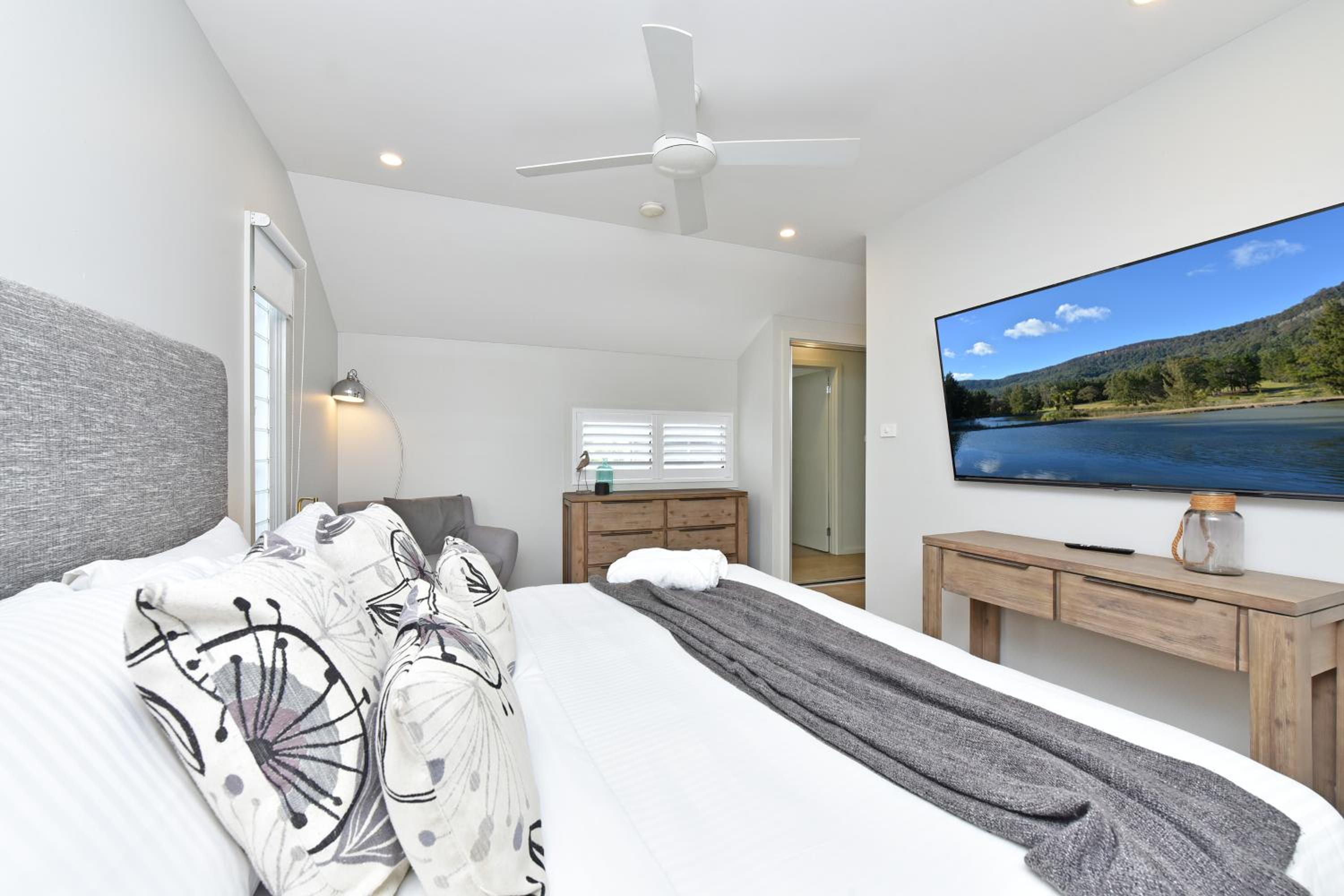 Caves Beach Villa Bombora