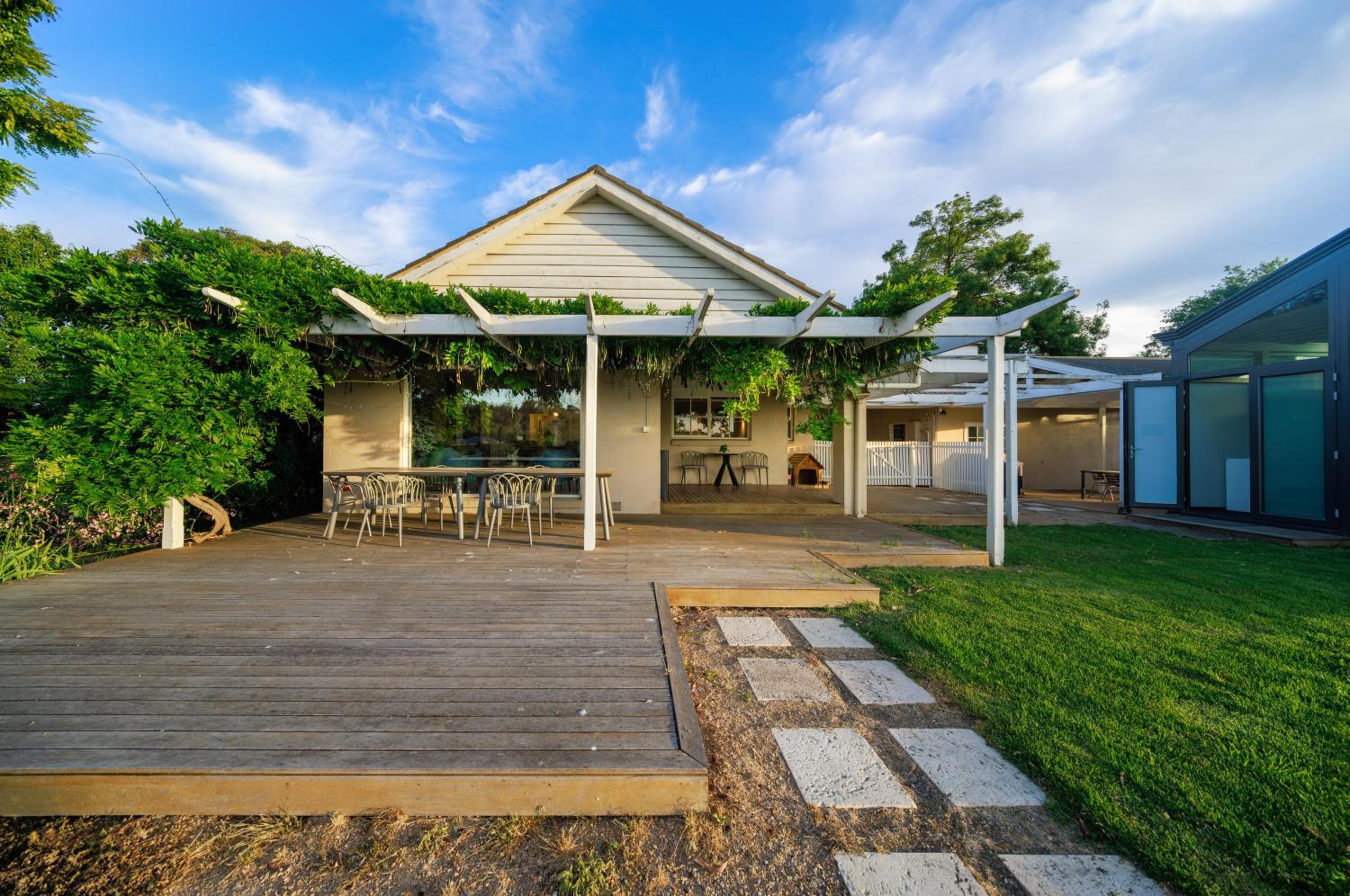 Heritage Holiday House No.17